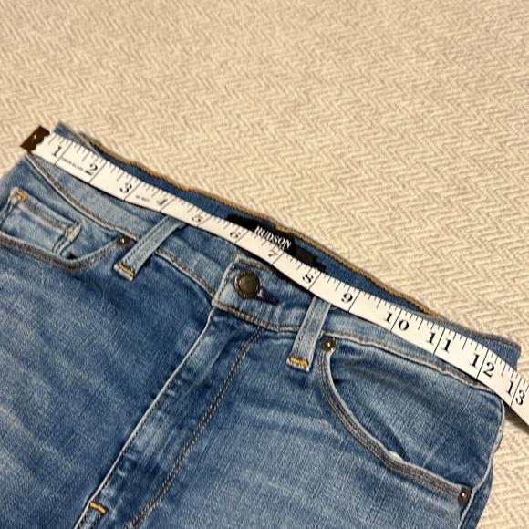 Hudson Barbara Super Skinny Jeans. Light Blue Ankle Cropped Denim. Size 28. - Picture 5 of 12